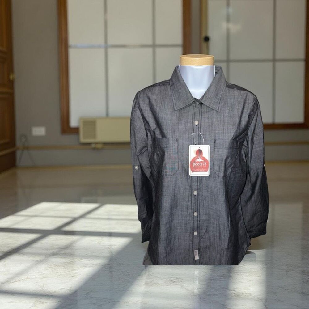 NWT Women’s Roots Gray Clearwater Long Sleeve Button Up Shirt Size Medium